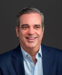 El Pdte @luisabinader y @LeonelFernandez hicieron lo que estaba en sus  manos por la recuperación de la salud de Domingo Jiménez; Kenia Polanco, su  compañera, le acompañó sin pausa, Raiza Herrera se