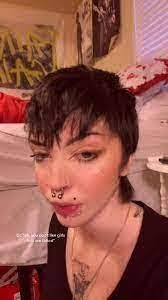 Alex Brackin's Instagram, Twitter & Facebook