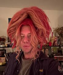 what do you mean february is over and I still only get 10 pictures in a  carousel??