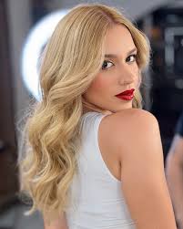 Loiríssima no #estilowaltercapelli Cliente @_cleidianasilva