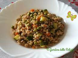 Insalata Di Farro Invernale Il Giardino Delle Delizie Ricette Ricette Vegetariane Insalata Di Farro