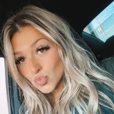 Angela Heckard's Instagram, Twitter & Facebook