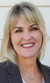 Kristy Longfellow's Instagram, Twitter & Facebook