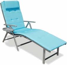 Moreover, the chair sets up in a short time allowing you to enjoy your time at the beach in minutes. 10 Best Beach Lounge Chairs In 2021 Idsesmedia