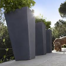 Les Pots En Fibre Legers Legers Leroy Merlin Jardins Pot De Fleurs Pots