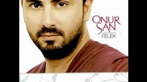 Onur şan , 24 temmuz 1981 tarihinde sivas 'da doğmuştur. Onur San Ezo Gelin Official Audio Youtube