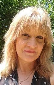 Elnora Lacy's Instagram, Twitter & Facebook