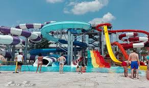 Este mare, pe 7hectare parca, multe bazine si topogane de. Aquapark Nymphaea Oradea Retete Culinare Cu Laura Sava Cele Mai Bune Retete Pentru Intreaga Familie