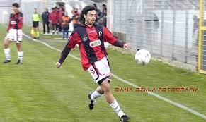 Prima di genoa benevento, e prima della partenza per genova, mister roberto de zerbi ha parlato in conferenza. Identikit De Zerbi 4 3 3 E Voglia Di Comandare Il Gioco Foggiasport24 Com