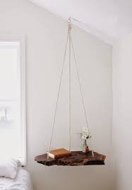diy la table de chevet suspendue table de chevet suspendue idee de decoration idee deco