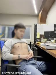 Have you ever gotten so horny in your office and ended up jerking off while  your coworkers are out for lunch???