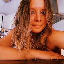 Alyssa Kress's Instagram, Twitter & Facebook