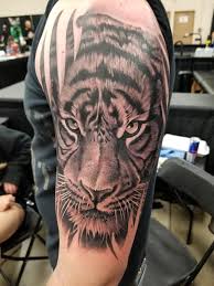Compare services & prices & reviews & availability all tattoo and piercing nearby. Paul Mcnabb Mcnabb S Tattoo And Fine Art