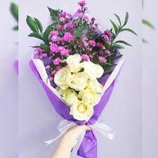 Tanaman bunga merupakan salah satu makhluk hidup yang memiliki rupa yang cantik, dan sebagian besar memiliki wangi yang harum. Hadiah Bunga Sebagai Kejutan Romantis Untuk Pacar