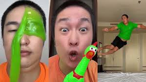 Luigi Plays: SLENDERRR (with Mario???)