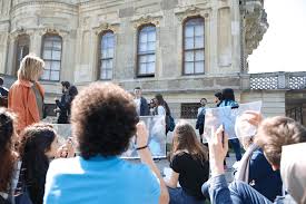 İç mi̇marlik ve çevre tasarımı, mimarlık okumak | soru & cevap videosunda sizden gelen iç mimarlık ve mimarlık okumak ile. Guzel Sanatlar Tasarim Ve Mimarlik Fakultesi Fakulteler Akademik Medipol Universitesi Medipol Universitesi