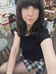 Rihanna Beauty and Fashion Discussion