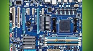 Jenis komputer ini kurang populer karena cenderung berat dan lebih besar dari laptop pada umumnya. Komponen Komponen Dalam Motherboard Komputer Berserta Fungsinya