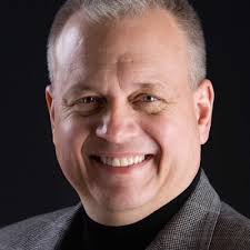 I'm thrilled to share that I will be joining Fidelity Labs at Fidelity  Investments as a Revenue Operations Analyst this summer in Boston, MA.