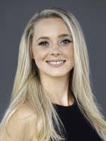 Cindy Carson's Instagram, Twitter & Facebook