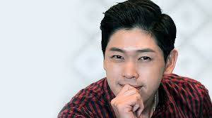 Romeo tan came into prominence after finishing in fourth place on the tenth season of the television series star search in 2010. é™ˆç½—å¯†æ¬§è¿˜åœ¨å­¦ä¹ ä¸­ ä¼˜1å'¨ Uweekly