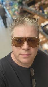 Who still puts chips