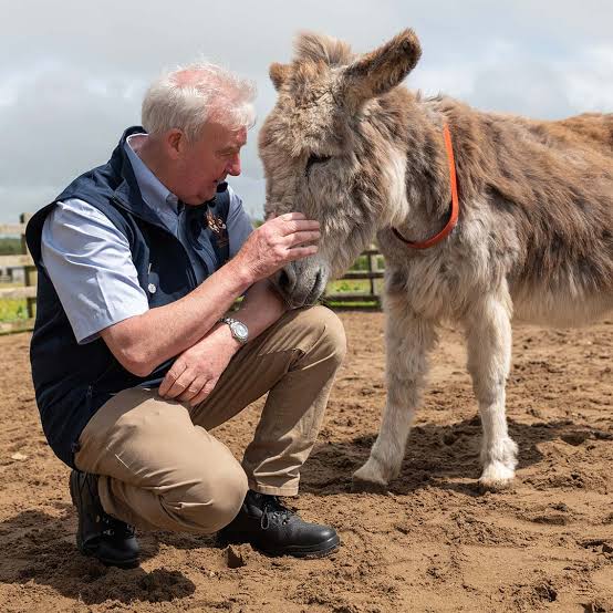 Peter Wright turns 70 as Yorkshire Vet ambassador