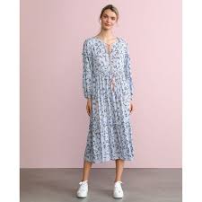 À la redoute, vous avez la possibilité de retourner gratuitement vos articles vendus et expédiés par la redoute sous 30 jours. Robe Longue A Imprime Floral Bleu Clair Southern Cotton La Redoute Robe Mi Longue Robe Longue Idees Vestimentaires