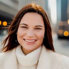 f2be21eb9876696eb39db587ad0aab68ad7a93e5-640x640.jpg?w=640&h=640&auto=format