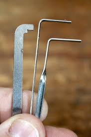 Picking a lock with a paper clip. Beginners Guide To Lock Picking