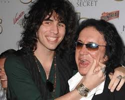 Gene simmons family jewels lasted 167 episodes. Pin On Celebrities I Ve Seen Before
