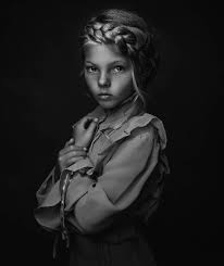 Black And White Fine Art Portrait Photography Paulina Duczman Featured In Inspiring Monday Vol 184 Black And White Portraits Portrait Photography Fine Art Portraiture