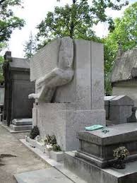 Top 10 Fascinating Graves In Pere Lachaise Listverse Pere Lachaise Cemetery Pere Lachaise Most Romantic Places
