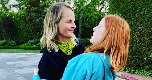 He'll forgive her brother's debt if she can resist his total seduction for 7 nights. Helen Hunt S Kids Meet Daughter Makena And Stepson Emmett