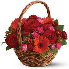 Accentuated with seasonal greens, dried fruit, cinnamon sticks and pinecones. Warm Wishes Small Flower Delivery Beautiful Flower Arrangements Flower Arrangements