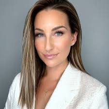 Ashley Demers's Instagram, Twitter & Facebook