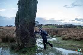 Ça fait voyager pendant votre travail, mais ce ne sont pas vraiment des métiers qui permettent de voyager en liberté, puisque ces déplacements sont contraints et imposés par votre patron. Sophie D Ooh My World
