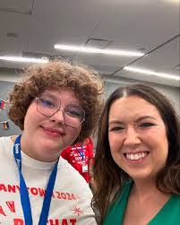 Amanda Swope's Instagram, Twitter & Facebook