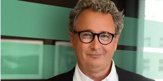 Knives out for Kāinga Ora