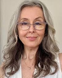 Angela Winslow's Instagram, Twitter & Facebook