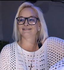 One of our long term supporters who has been through a lot of shit  celebrates her birthday tomorrow. Wednesday. Drinks Grumpy Mole. All  welcome 7:30 Tadworth Sarah Whitehead