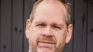 Nurse urges colleagues to redeploy to nursing homes