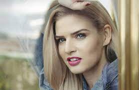 Nikol štíbrová (34) nedávno přiznala, že je v jejím životě nový muž. Nikol Stibrova Muj Novy Partner Petr Je Nejhezci Idnes Cz