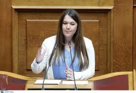 Ανεξαρτητοποιείται από το μέρα25 η αδάμου. T0pzvk3ei H5ym