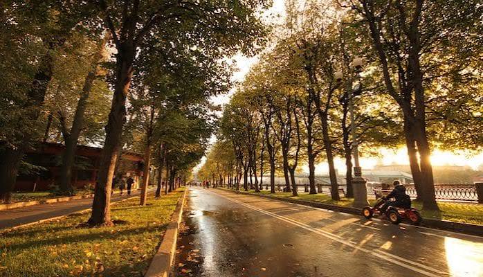 Gorky Park and Moscow River South Embankment - Great Runs
