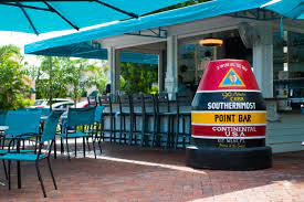 The lobster shack key west, seaside cafe at the mansion, southernmost beach cafe çok lezzetli yemekleri sunmakta ve sadece 100 metre mesafede yer almaktadır. Luxurious Bed And Breakfast Key West Fl