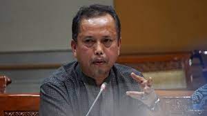 Ketua presidium indonesia police watch (ipw), jurnalis senior. Teu20g9xt2bbhm