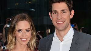Emily talks her time in quarantine, her kids picking up english accents after spending time in london, her top three christmas songs, her new movie wild moun. Emily Blunt Sie Ist Schwanger Bunte De