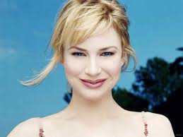 12 Weird Eating Habits Of Well Known Celebrities There are certain bollywood stars who weren't able to complete their education, due to various reasons. 12 weird eating habits of well known