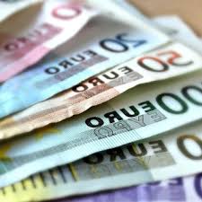 C'est le cas ainsi, au total, un peu plus de 10 % des cdd sont rémunérés au voisinage du smic (10,4 % en. Portugal Salaire Moyen En 2021 Moyenne Et Ville Par Ville